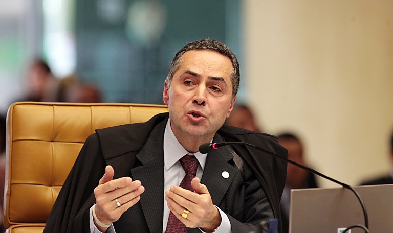 A “refundação barrosiana”
