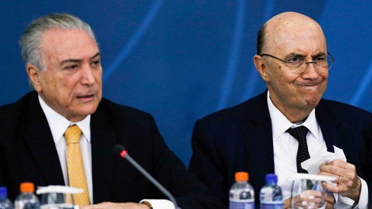 Rejeitada pela maioria, privatização é traição à vontade popular