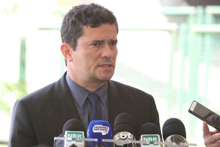 O silêncio ensurdecedor de Moro