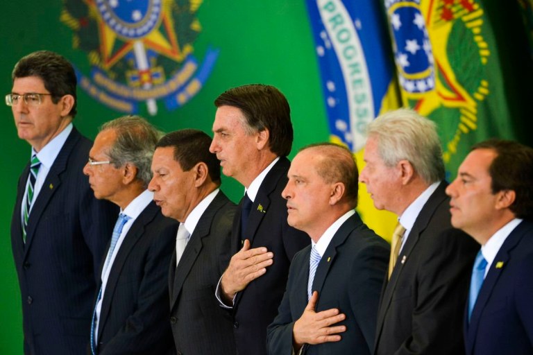Bolsonaro precisa mais de Guedes do que vice-versa