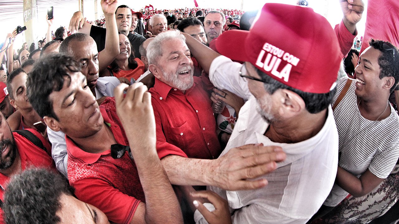Hebe, Pelé, Boni, Lula: o Brasil é um um país sem peças de reposição