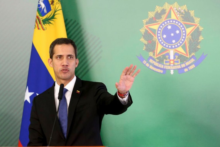 Guaidó, um presidente de mentira