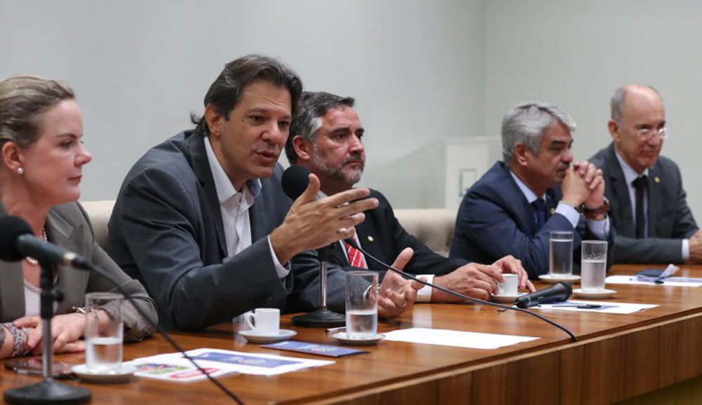 Haddad: Reforma da Previdência e neoliberalismo de Bolsonaro estão na contramão