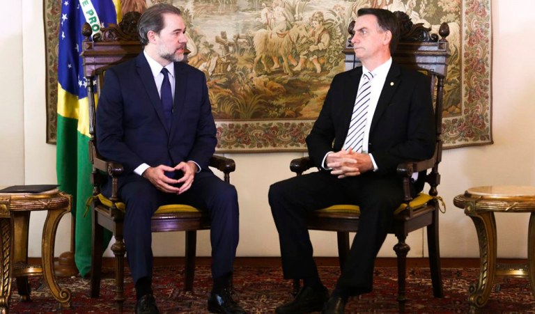 Pacto de Bolsonaro compromete Dias Toffoli