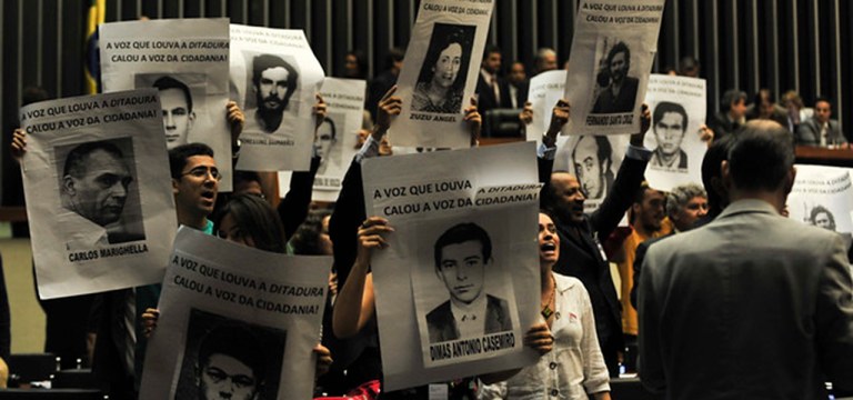 BrasÃ­lia - Tumulto e confusÃ£o marcaram sessÃ£o da CÃ¢mara do Deputados sobre 50 anos do golpe militar de 1964 (Antonio Cruz/AgÃªncia Brasil)