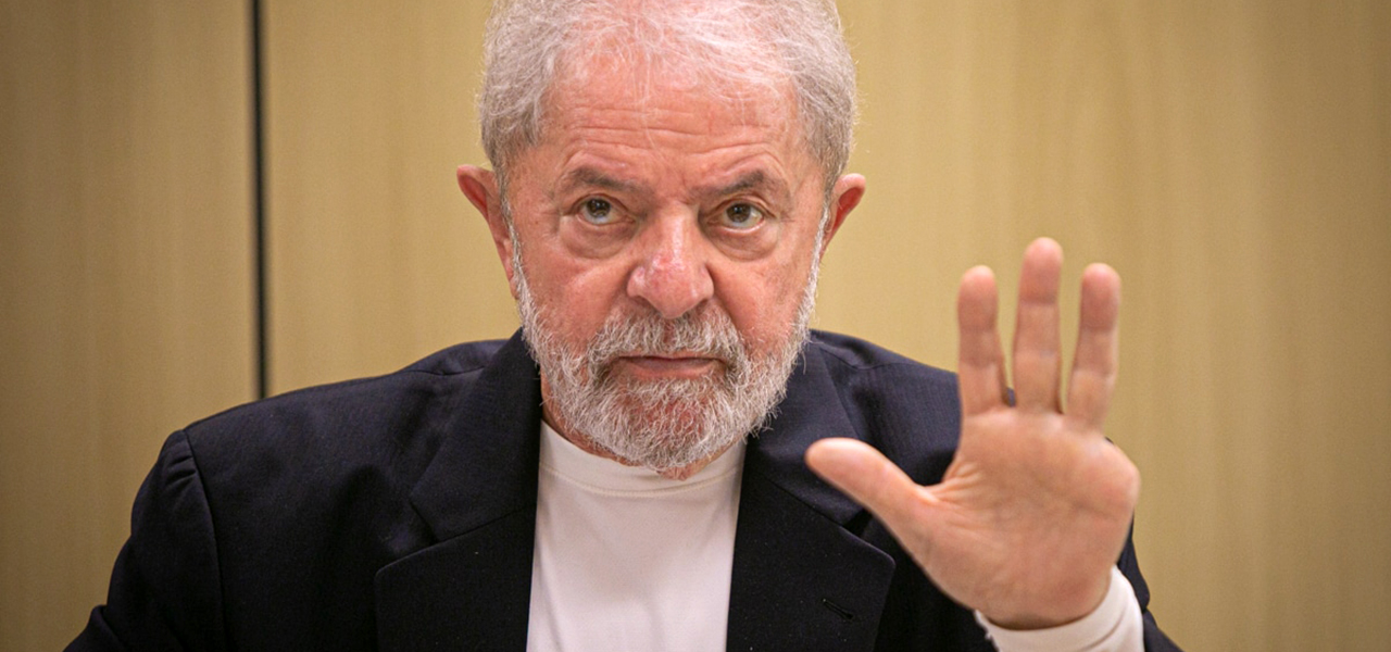 Entrevista com o ex-presidente Lula, na Superintendência da Polícia Federal, em Curitiba.