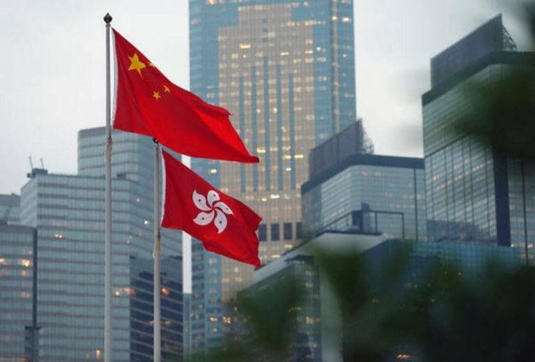 Bandeiras da China e Hong Kong