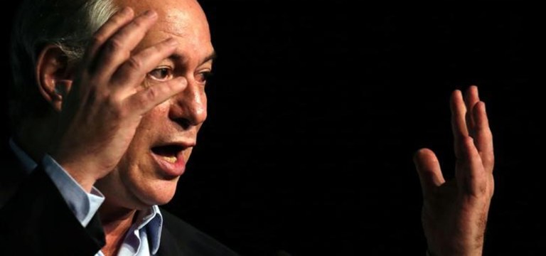 O pré-candidato do PDT à Presidência, Ciro Gomes, participa de evento em São Paulo
18/06/2018
REUTERS/Paulo Whitaker