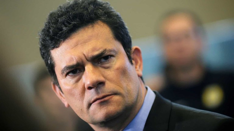 O Judiciário no Fundo do Poço