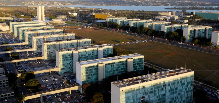 Vista aérea da Esplanada dos Ministérios em Brasília-DF.