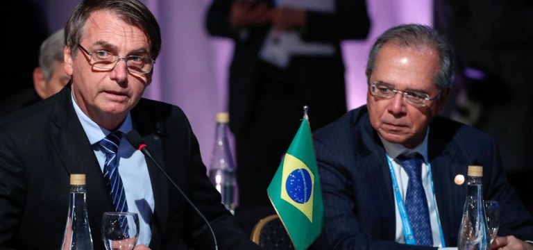 (Santa Fé - Argentina, 17/07/2019) Presidente da República Jair Bolsonaro acompanhado do Ministro da Economia Paulo Guedes.
Foto: Alan Santos/PR
