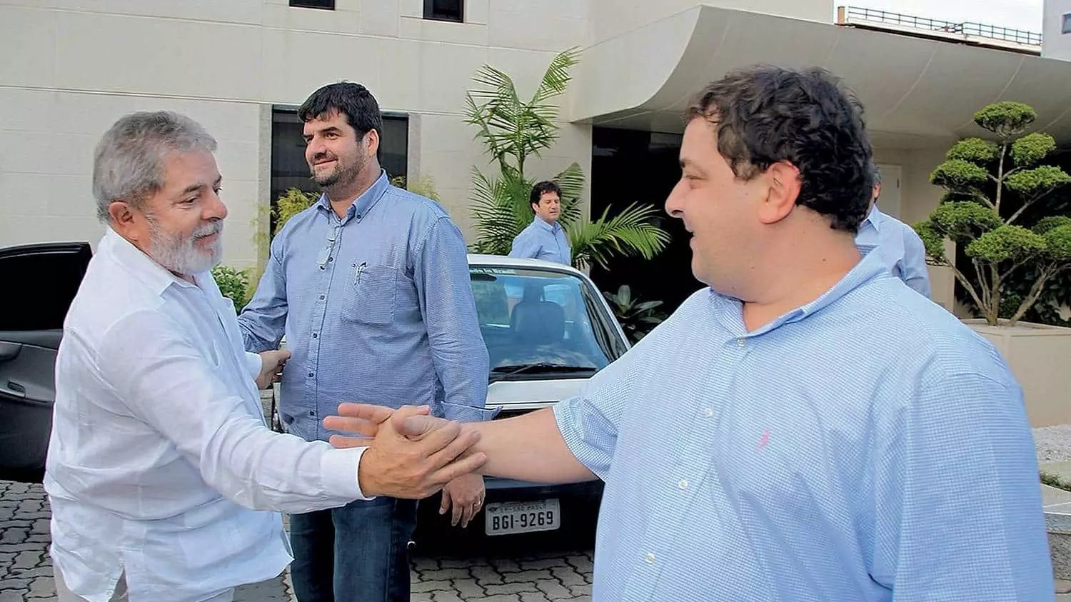 Vazamentos contra filho de Lula querem requentar caso encerrado.