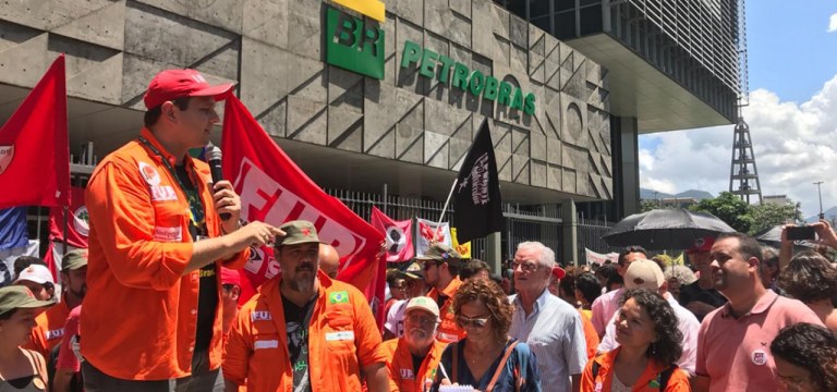 Intransigência da Petrobras pode levar a desabastecimento de combustíveis.