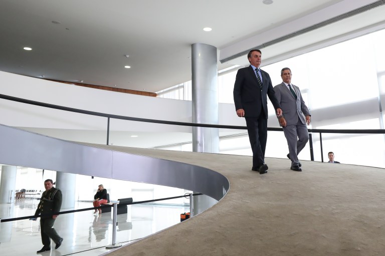 Jair Bolsonaro e o ministro Chefe da Casa Civil, General Braga Netto, participam da solenidade de Lançamento da Agenda + Brasil