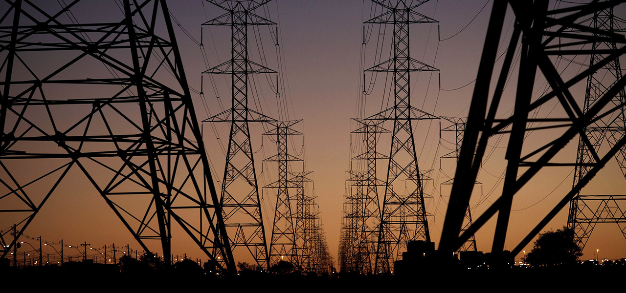 Linhas de transmissão de energia