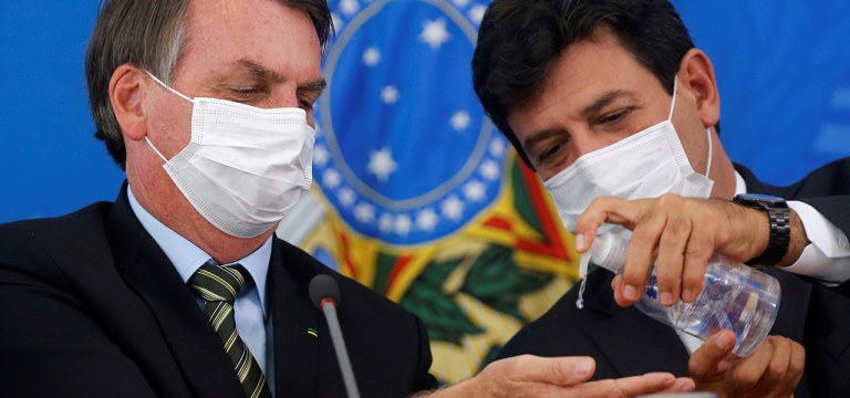 Bolsonaro e Mandetta participam de entrevista coletiva em Brasília