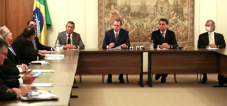 (Brasília - DF, 07/05/2020) Reunião com Braga Netto, Ministro-Chefe da Casa Civil da Presidência da República; Paulo Guedes, Ministro de Estado da Economia; Dias Toffoli, Presidente do Supremo Tribunal Federal; e grupo de empresários.