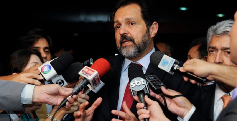 Agnelo Queiroz