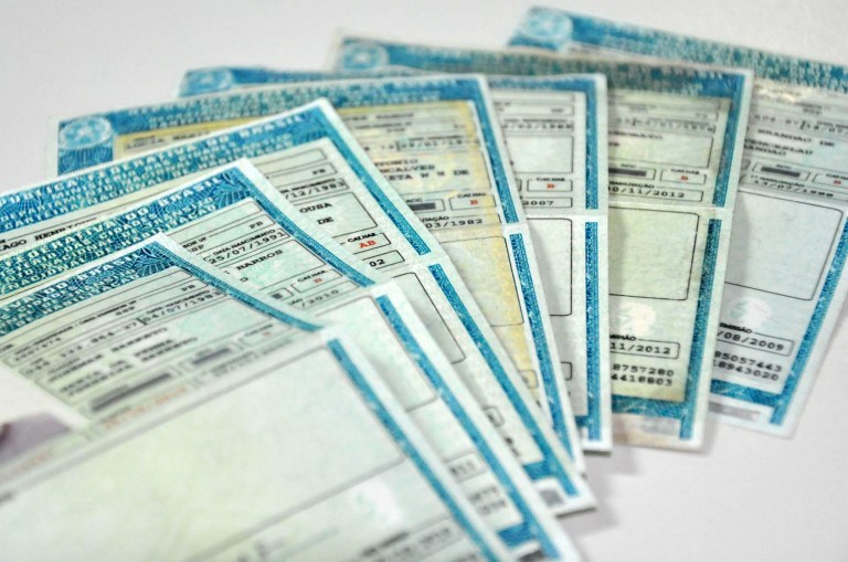 CNH passa a custar R$ 1.200 em Alagoas