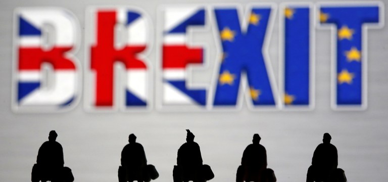 Pôquer do Brexit começa: Reino Unido prepara saída sem acordo comercial