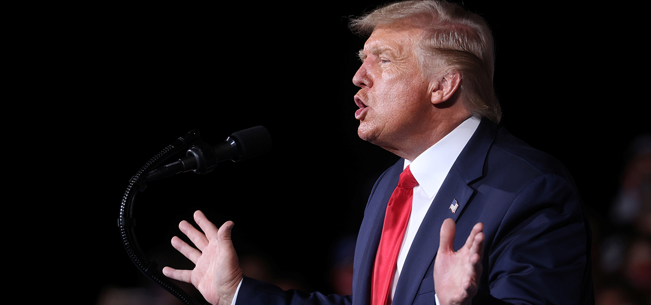 Trump diz que minimizou coronavírus pois não queria criar pânico, segundo livro de Bob Woodward