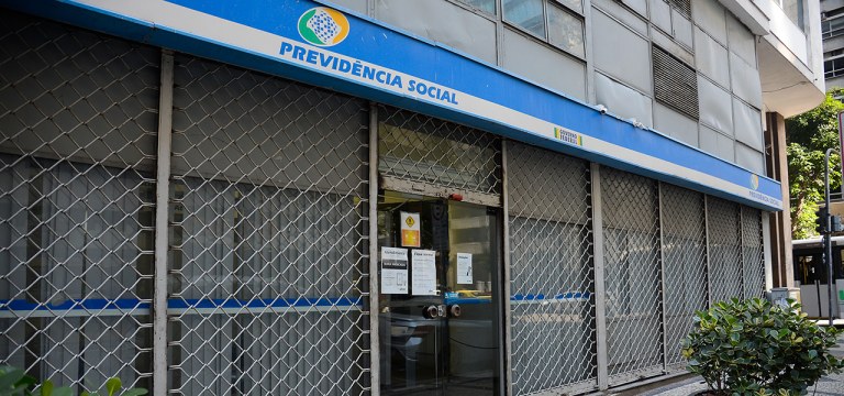 Instituto Nacional do Seguro Social (INSS) volta atendimento presencial nas agências. 14/09/2020