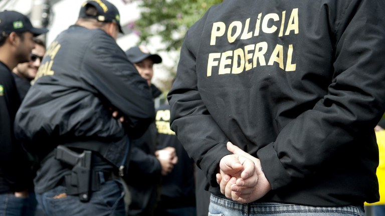 Agentes da Polícia Federal