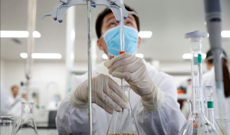 Laboratório da Sinovac em Pequim, na China