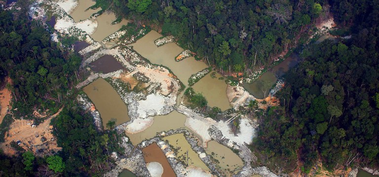 Garimpo ilegal na Terra Indígena Munduruku, município de Jacareacanga.