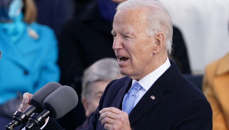 O presidente dos EUA, Joe Biden, fala durante sua posse como 46º presidente dos Estados Unidos na Frente Oeste do Capitólio dos EUA, em Washington, nesta quarta (20)
