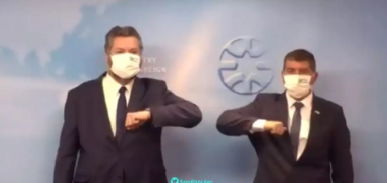 Ernesto Araújo e Gabi Ashkenazi