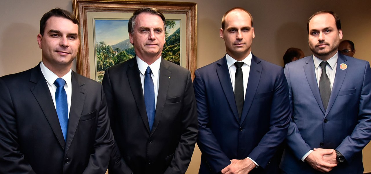 Flávio, Jair, Eduardo e Carlos Bolsonaro