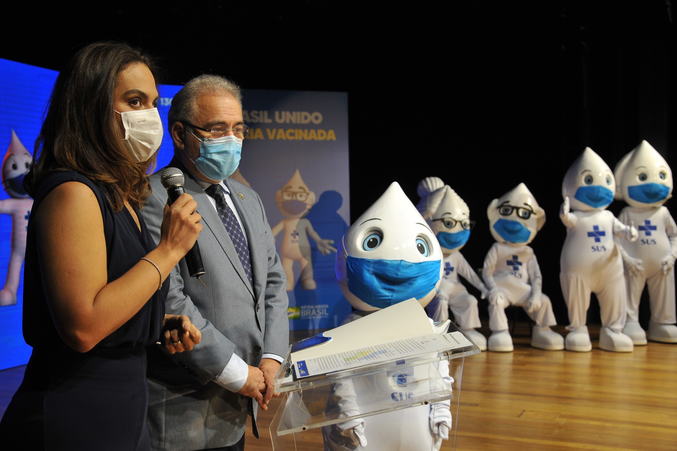 Luana Araújo e Marcelo Queiroga