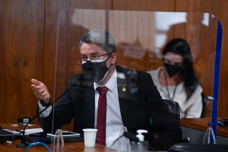 Senador Alessandro Vieira (Podemos-SE) na CPI da Covid