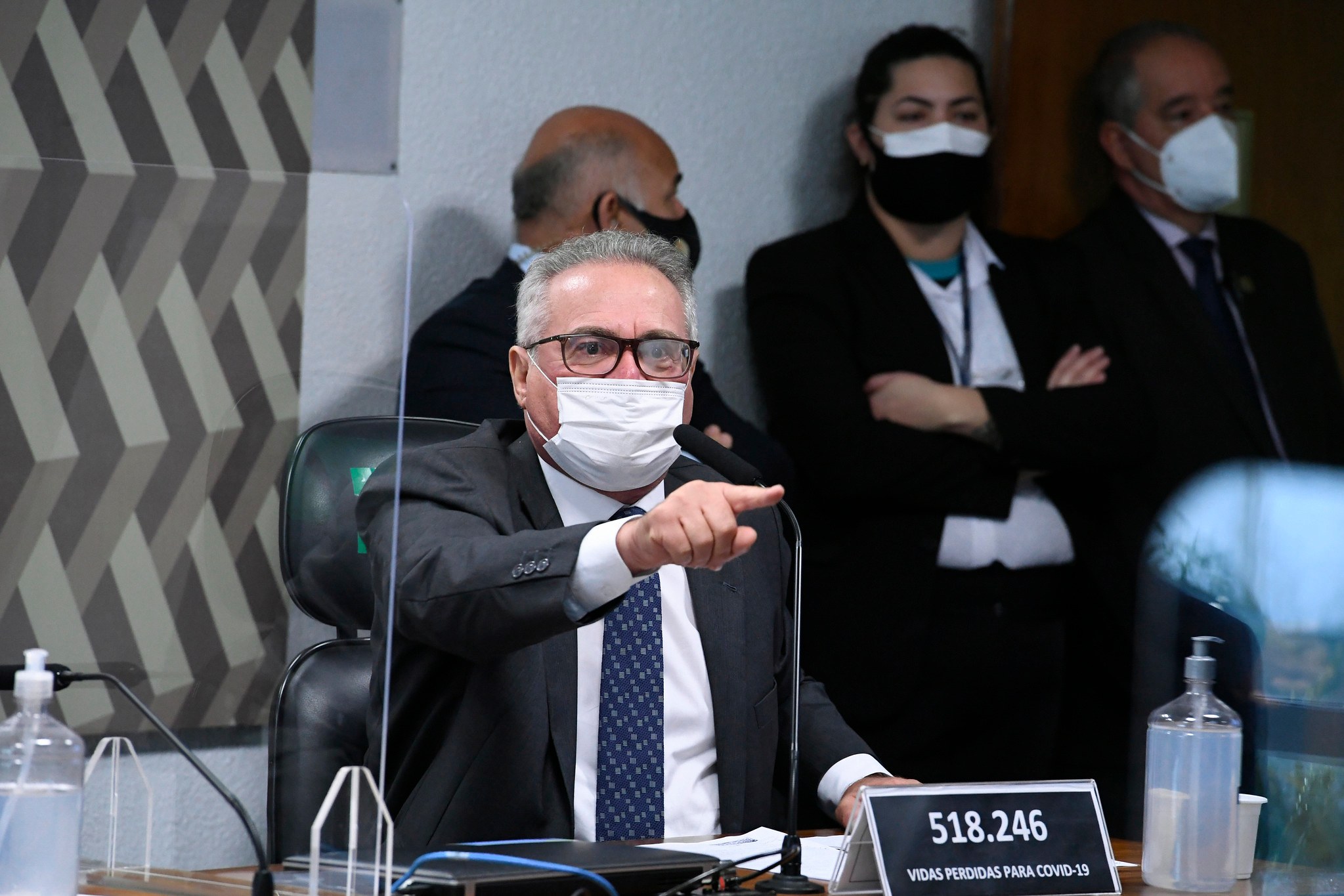 Renan Calheiros, relator da CPI da Covid
