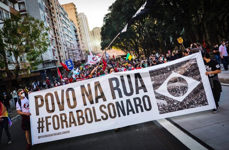 24J: Ato Fora Bolsonaro em Porto Alegre