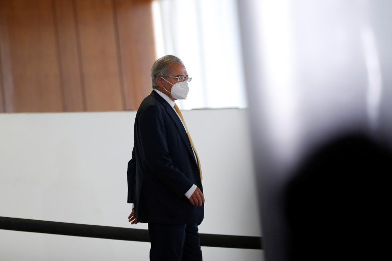Guedes diz não ter como pagar R$90 bi de precatórios sem cometer crime de responsabilidade fiscal
05/08/2021
REUTERS/Adriano Machado