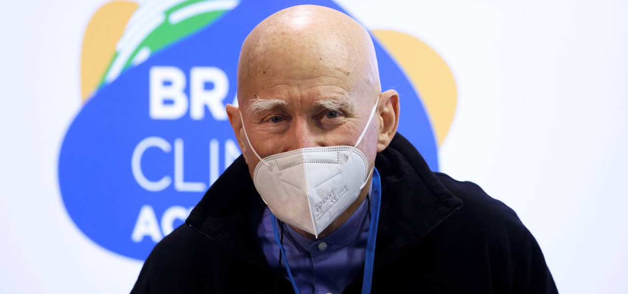 Fotógrafo Sebastião Salgado fala durante evento da COP26
