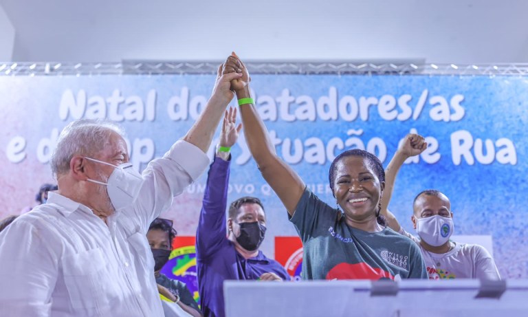 Lula em encontro de Natal de 2021 com catadores
