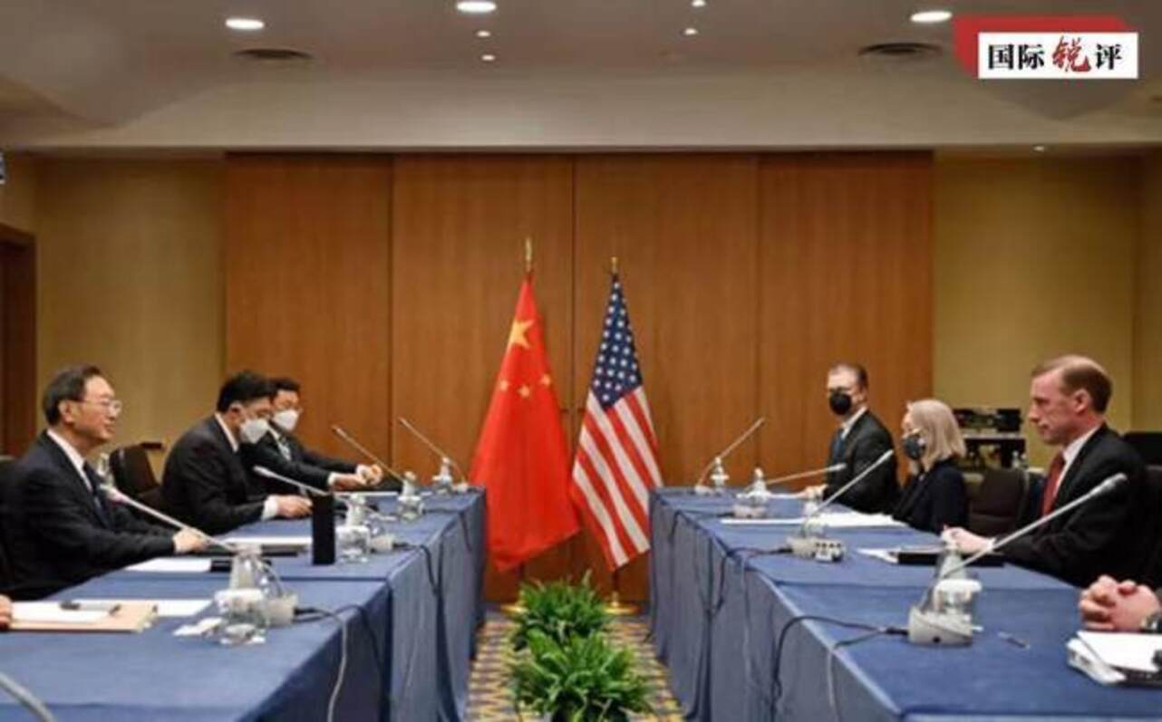 Delegações da China e dos EUA se reúnem em Roma, 14 de março de 2022