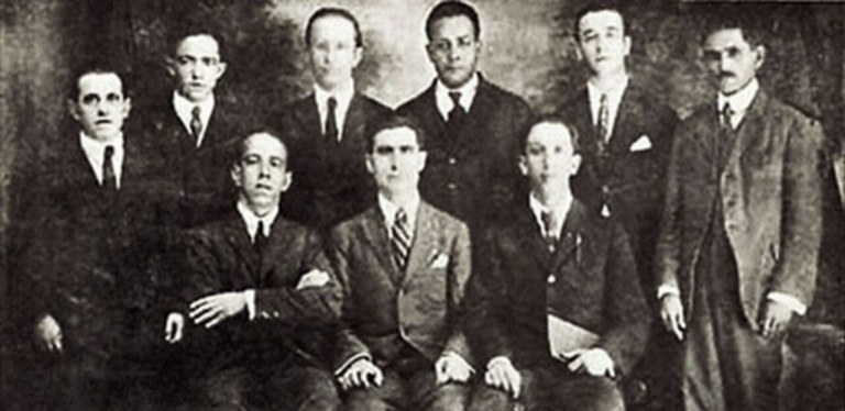 Foto histórica dos fundadores do Partido Comunista, 25 de março de 1922