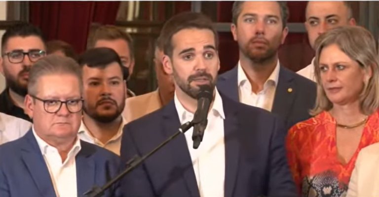 Eduardo Leite (PSDB) renuncia ao cargo de governador do Rio Grande do Sul