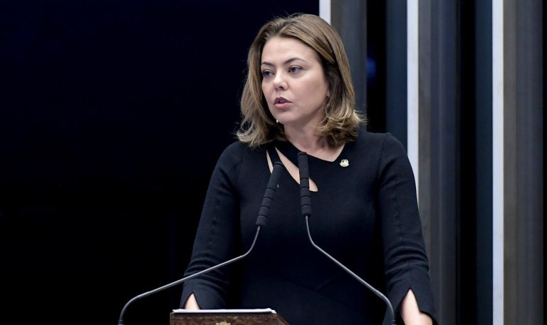 Leila Barros, relatora da Lei Geral do Esporte no Senado