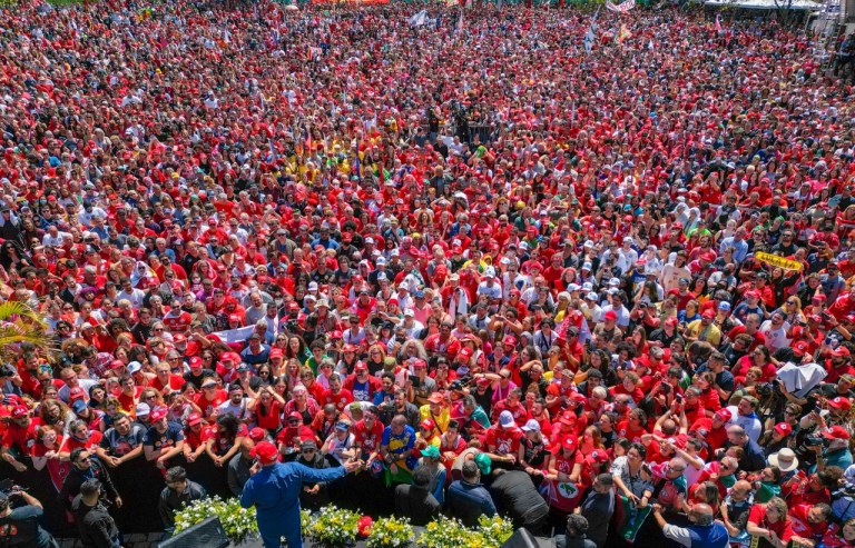 Lula discursa em Florianópolis