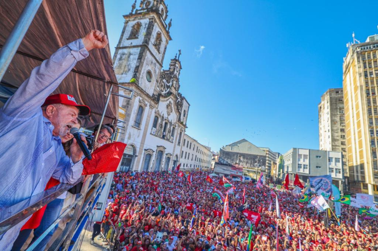 Luiz Inácio Lula da Silva discursa no Recife - 14.10.2022
