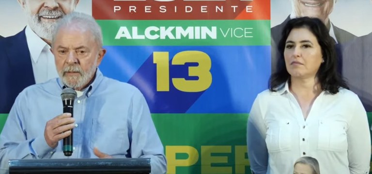 Luiz Inácio Lula da Silva (à esq.) e Simone Tebet