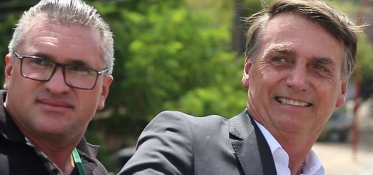 Julian Lemos e Jair Bolsonaro