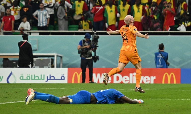 Holanda estreou com vitória sobre o Senegal
