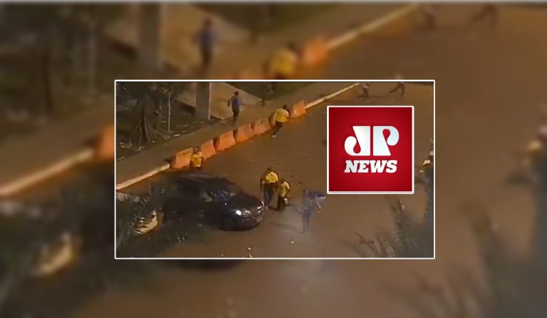 Bolsonaristas fazem protestos violentos em Brasília