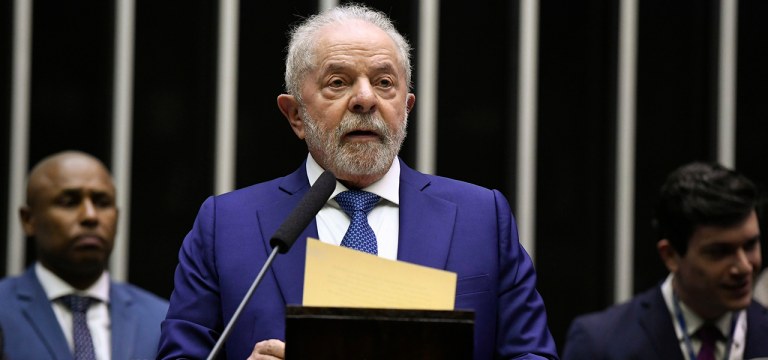 Lula durante sessão solene destinada a posse no Congresso Nacional